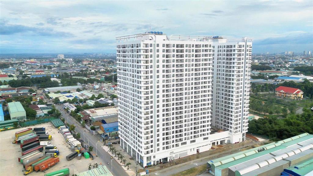 Chính chủ bán gấp căn 2pn benhill tp.hcm  tầng trung, view đẹp, nhận nhà ở ngay, giá cực hấp dẫn!