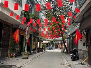 Hoàng văn thái  62m2  ngõ rộng 3m  mặt tiền 4.5m giá đầu tư