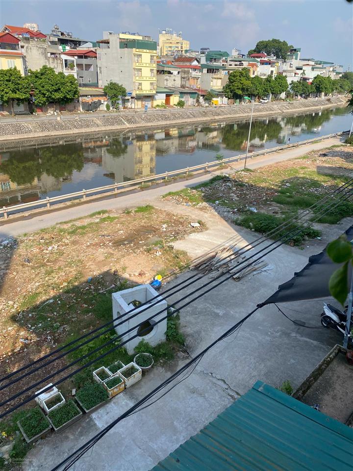 Nhà mặt phố tại đường bờ sông huỳnh cung, 20,4 tỷ, 68 m2 view sông tô lịch