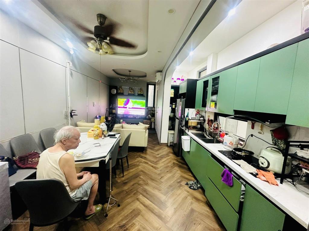 Siêu phẩm ngay mặt phố  lô góc 3 thoáng vĩnh viễn  ô tô đỗ cửa  kinh doanh tốt