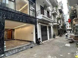 Chính chủ bán nhà nguyễn văn cừ, thang máy. dt 40m2 x 7 tầng. nhà mới tinh, ngõ ô tô tránh.