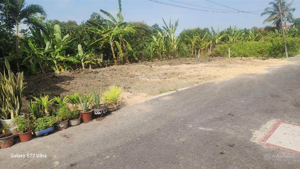 Đất mặt tiền nhựa trước vinhomes