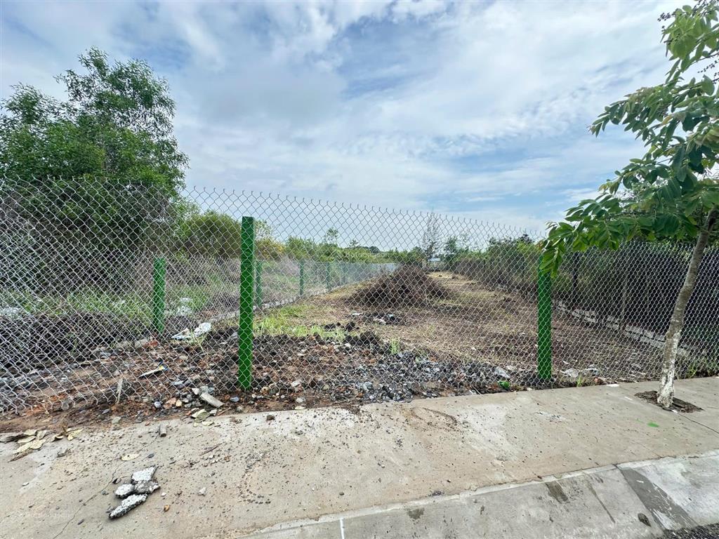 Đất mặt tiền duyên hải kdc đông đúc  cách vin chỉ 800m