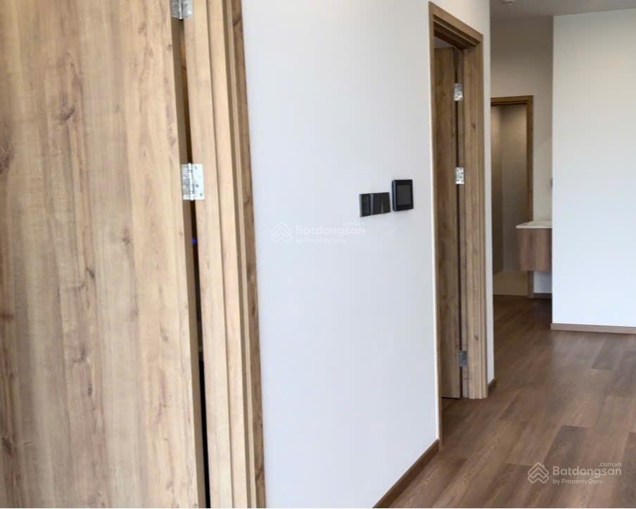 Chính chủ bán căn hộ chung cư fibonan ecopark 68,86m2 02 pn, 02 wc giá 5,4 tỷ  0387 354 ***