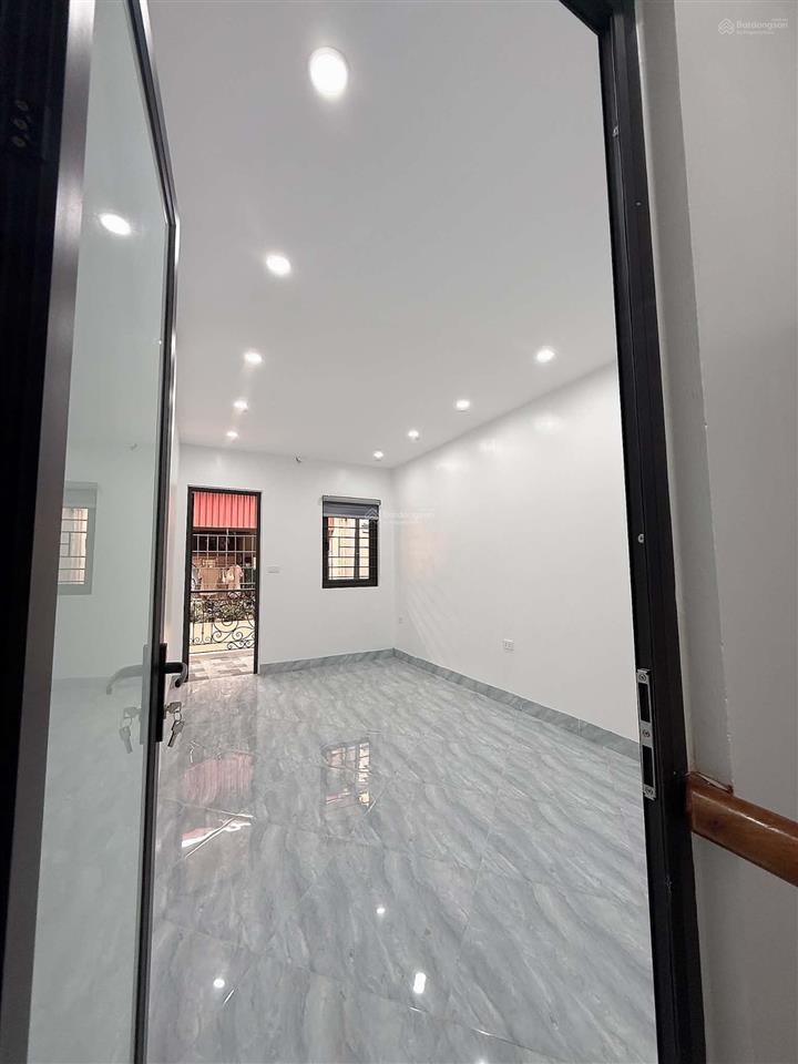 Chính chủ bán nhà gần hồ ba mẫu 23/28m 4 tầng giá 6,28 tỷ  0387 354 ***