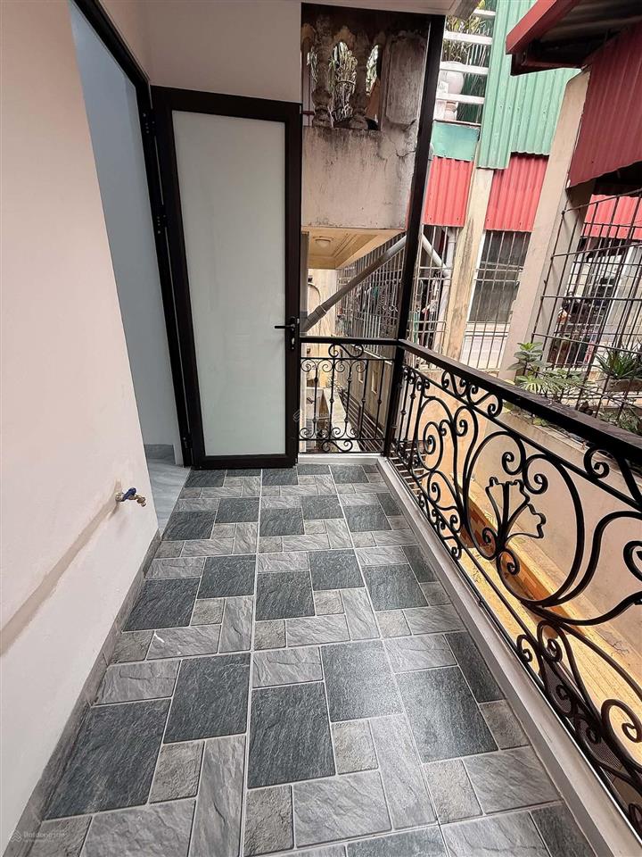 Chính chủ bán nhà gần hồ ba mẫu 23/28m 4 tầng giá 6,28 tỷ  0387 354 ***