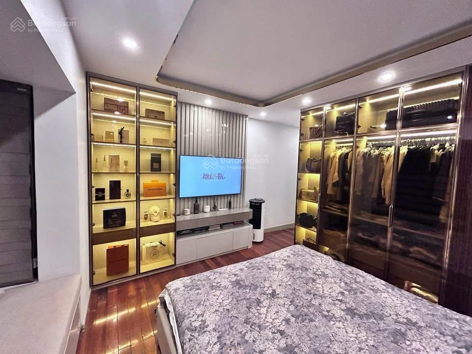 Bán nhà riêng tại ngọc hà, 8,95 tỷ, 37 m2, 4pn, 5wc, nội thất đầy đủ