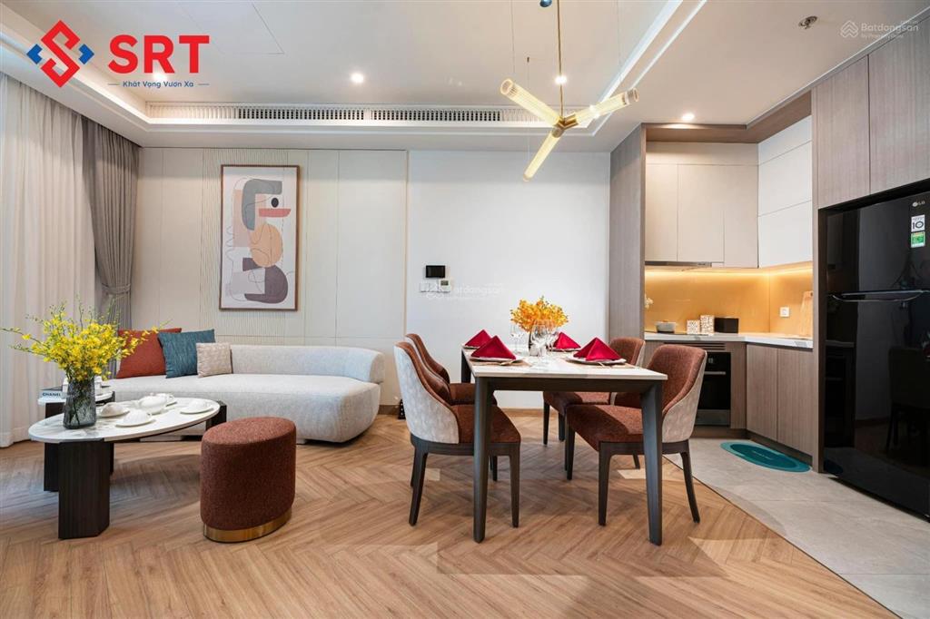 Bán cắt lỗ 250tr căn 2 ngủ, 2 vệ sinh view sông hàn tòa symphony đà nẵng, giá chỉ hơn 5 tỷ