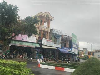 Cho thuê nhà kết hợp kinh doanh, văn phòng, ngân hàng