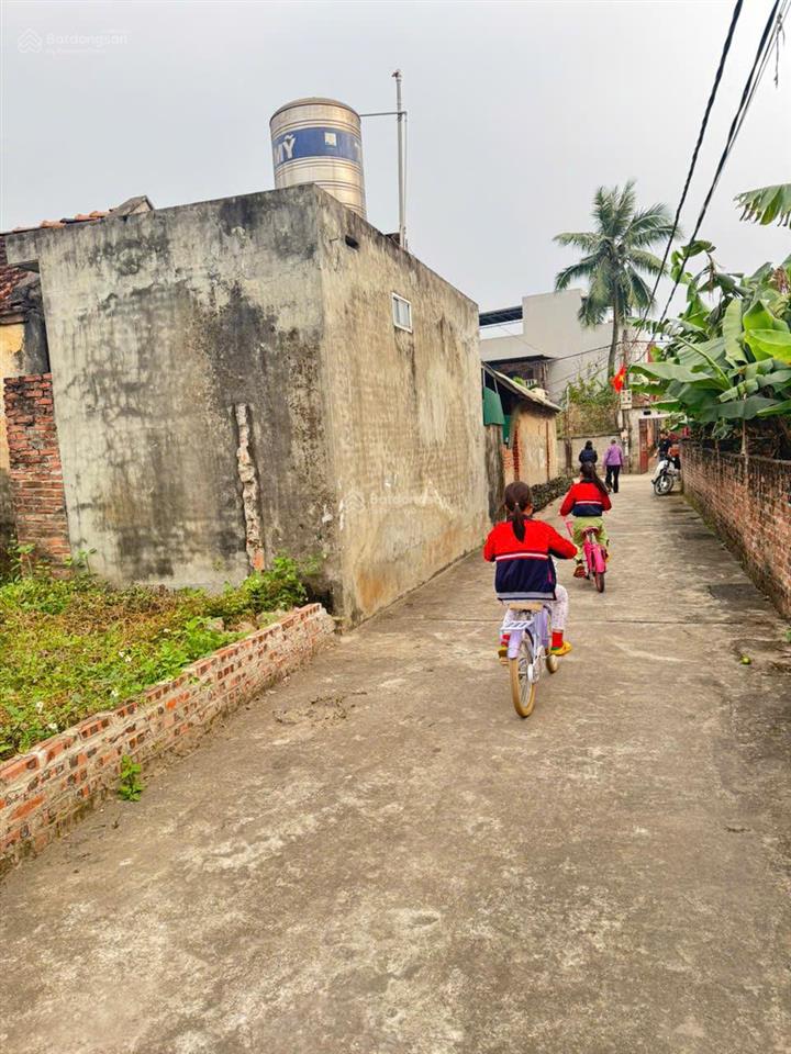 Cần bán 42m2 đất ngọc tảo, mặt tiền 4m, hướng đông, giá chỉ 1.35 tỷ