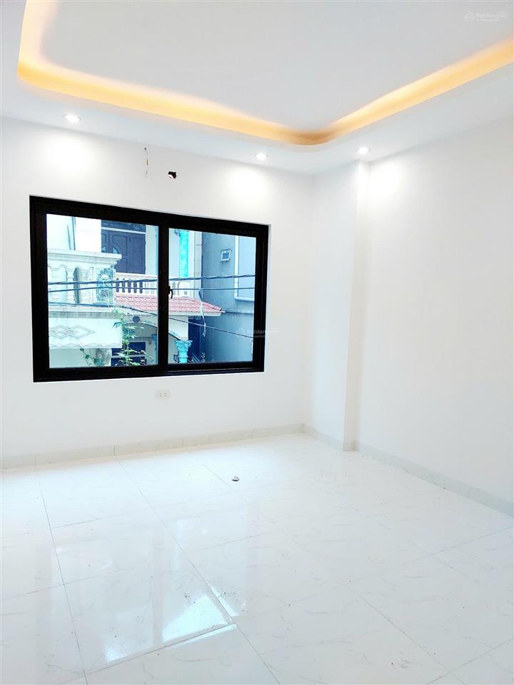 Bán nhà 4 tầng gần cấp 2 liên trung  (ô diên)  xây mới, gần vin, giá 4.x tỷ  0961 000 ***