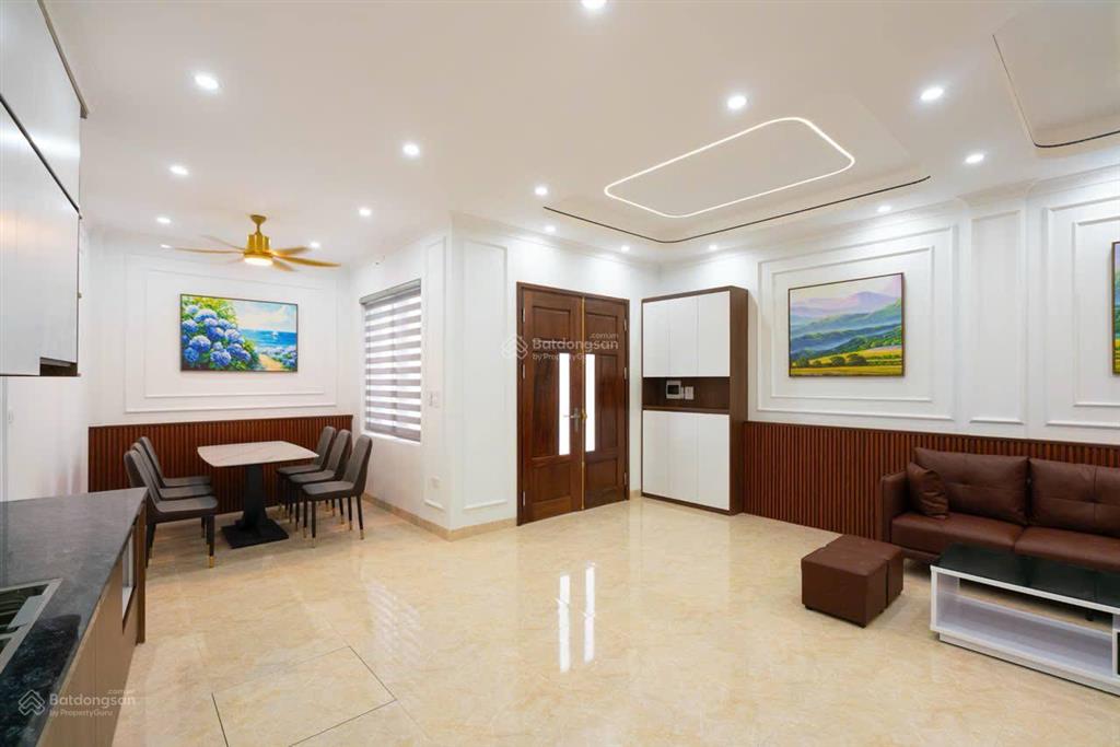 Bán nhà gần tượng đài phùng, 4 tầng, mới xây, 3.85 tỷ.  0961 000 ***. nội thất đẹp