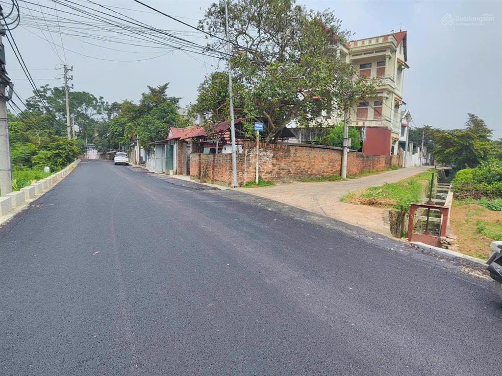 Bán 190m2 đất khu đồng vàng, phú cát  cách cụm đại học hòa lạc 6km   0961 000 ***