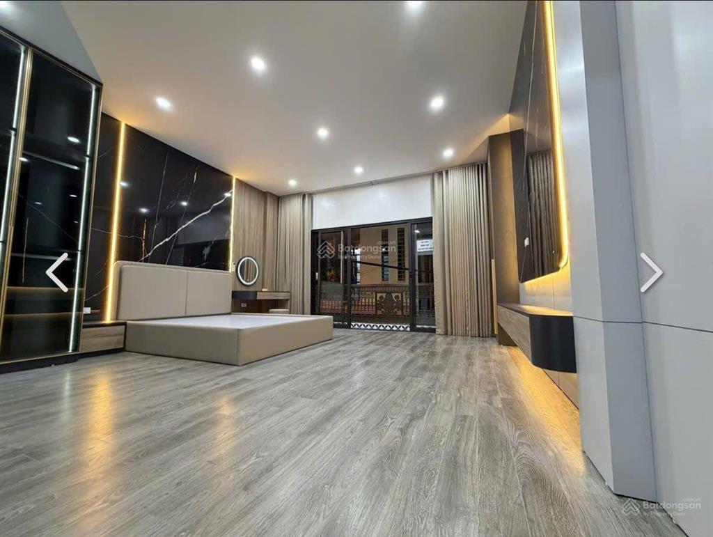 Mặt phố hoàng mai  51m  6 tầng thang máy  gara ô tô  kinh doanh đỉnh