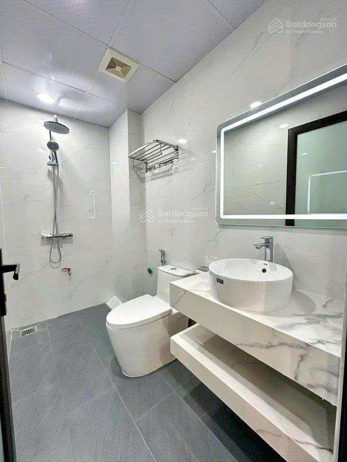 Tam trinh  hoàng mai 43m2  5t  10.3 tỷ  lô góc  thang máy  full nội thất  nhà đẹp ở ngay