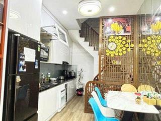 Đại từ  42m2 5t  lô góc 2 thoáng  giao thông thuận tiện  dân trí cao
