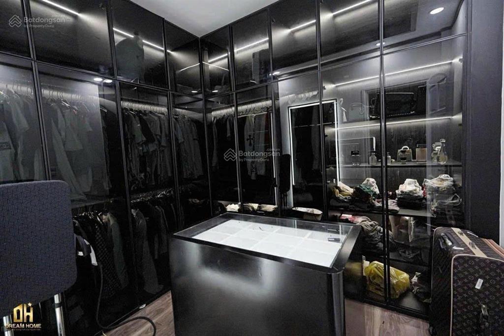Nhà đẹp tân mai hoàng mai | 44m² | 6 tầng | giá 9.9 tỷ  view hồ  ô tô đỗ cửa  full nội thất