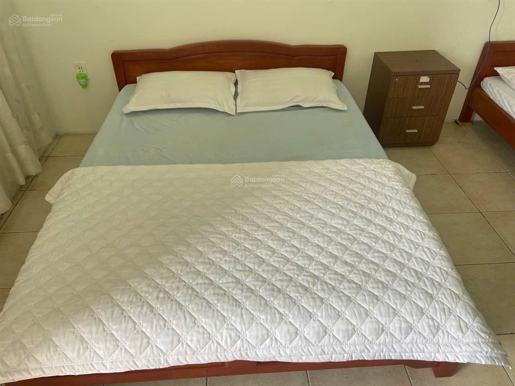 Cho thuê nhà nguyên căn 6 phòng ngủ, full nội thất trung tâm phú mỹ