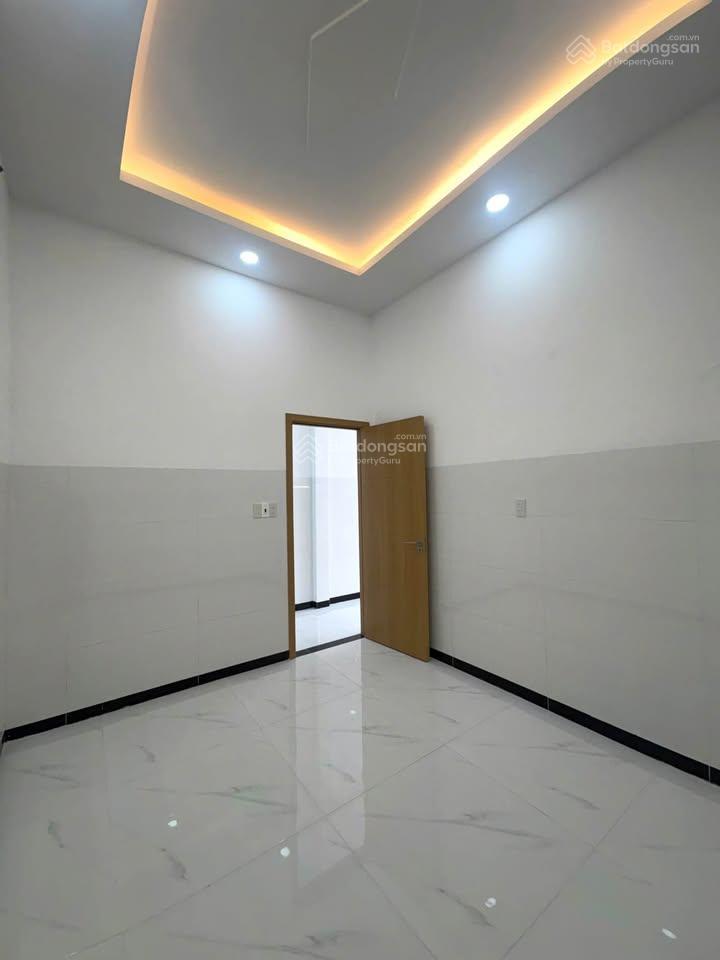 Bán gấp căn nhà mới toanh ở 1/ nguyễn thị lắng  tân phú trung *dt112m2 shr giá 900tr
