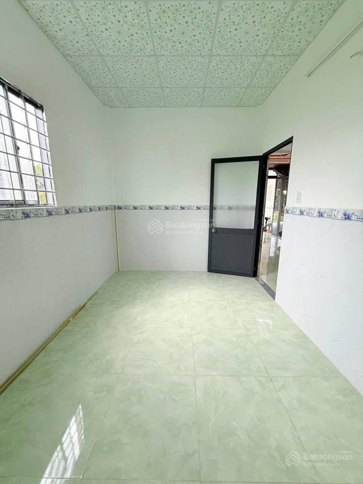 Kẹt tiền!! cần bán gấp căn nhà cấp 4 ở gần kcn tân phú trung, 110m2 shr giá chốt 950tr