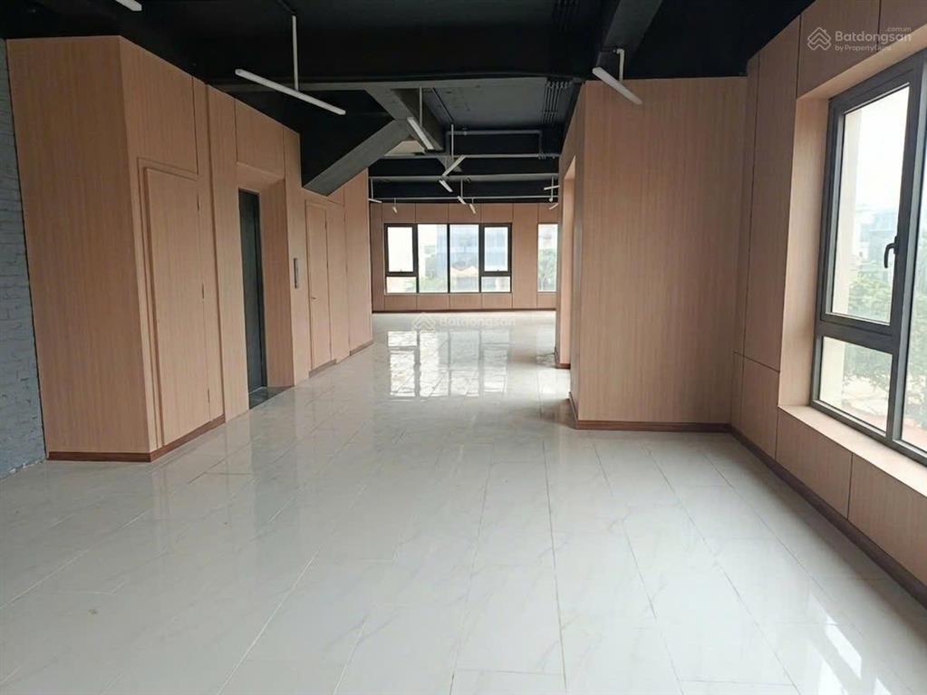 Chính chủ cho thuê văn phòng (nguyễn cảnh dị, định công) lô góc view đẹp (6.7x17m)