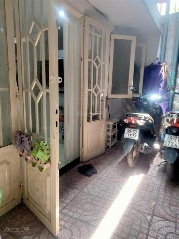 Bán nhà mới 21 m2 / 2 tỷ ngay khu cá sấu hoa cà  giga mall phạm văn đồng.