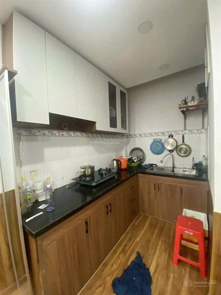 Bán nhà 48 m2 / gía 3,2 tỷ tại hiệp thành. quận 12 . 2 pn 2 wc. nhà trống xem ở được ngay.