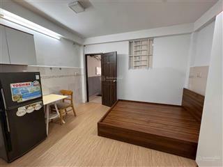 Cho thuê căn hộ đầy đủ nội thất gần chợ bà chiểu  hàng xanh . hẻm 194 bạch đằng, bình thạnh