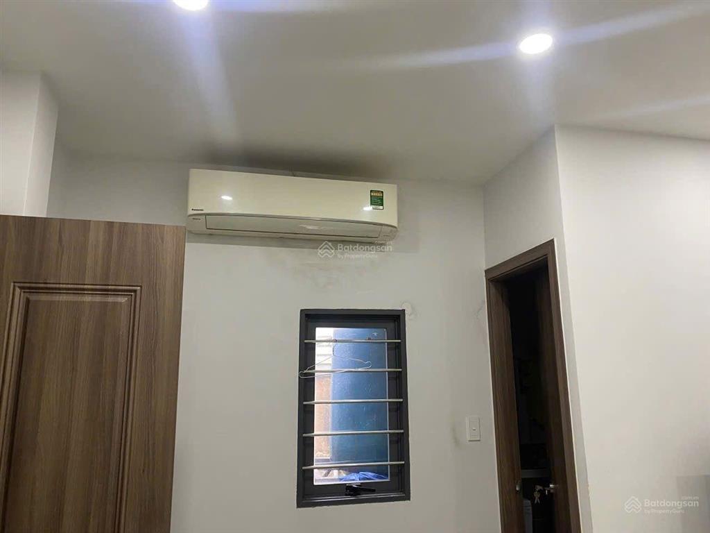 Bán nhà mới 4 phòng ngủ có bề ngang rộng 5,3 m gần lotte lê đại hành. gía 10 tỷ, còn thương lượng.
