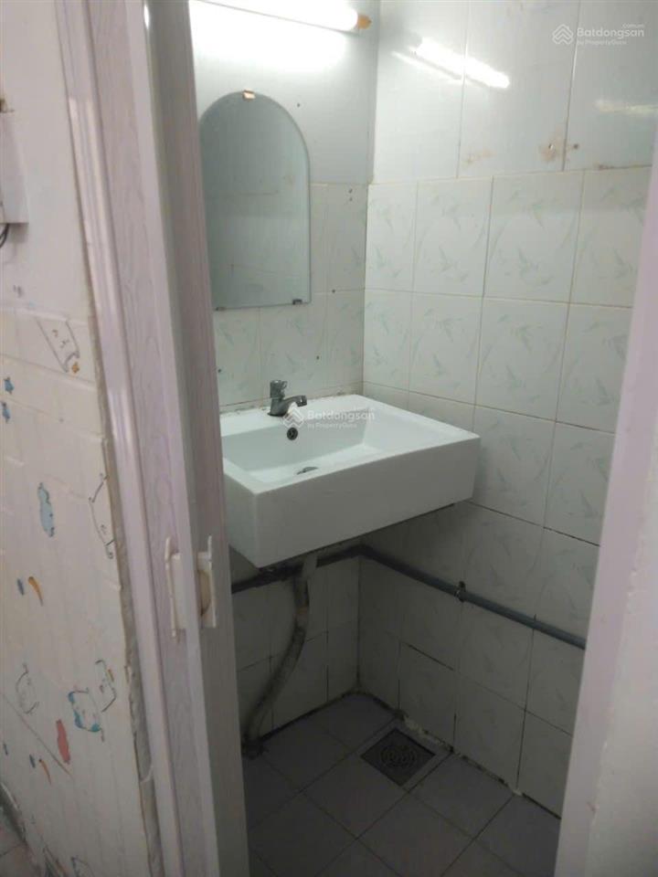 Cho thuê nhà 1 trệt 1 lầu ngay trường đh mỹ thuật  chợ bà chiểu, bình thạnh