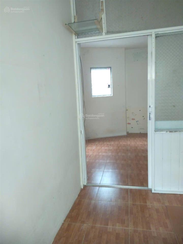 Cho thuê nhà 1 trệt 1 lầu ngay trường đh mỹ thuật  chợ bà chiểu, bình thạnh