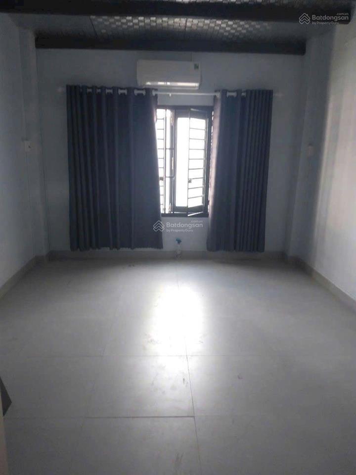 Cho thuê nhà 2 phòng ngủ, 8 triệu/tháng gần chung cư 1050, hẻm 290 nơ trang long, bình thạnh
