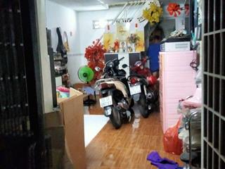 Cho thuê nhà 2 tầng, 2pn 2wc, giá 9,5 triệu gần chợ bà chiểu và ngã tư hàng xanh bình thạnh