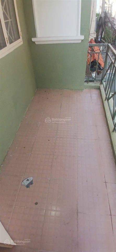 Cho thuê nhà 2 tầng, 2pn 2wc, giá 9,5 triệu gần chợ bà chiểu và ngã tư hàng xanh bình thạnh