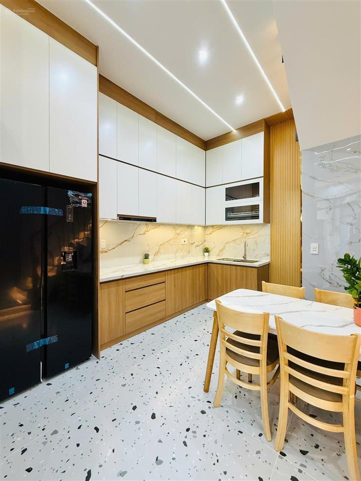 Nhà mới 3 pn full nội thất hẻm xe hơi kinh doanh gần sân bay tân sơn nhất