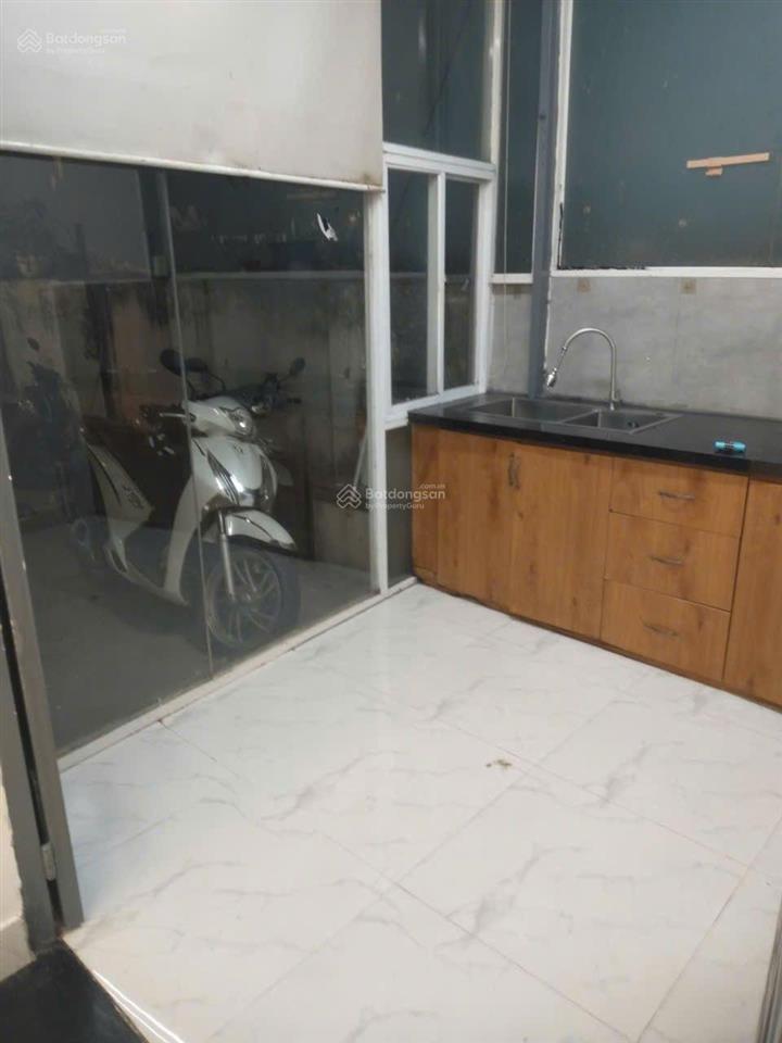 Cho thuê nhà mới 3 pn 3 wc gần chợ cây thị đường ray xe lửa