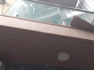 Cho thuê nhà 2 phòng ngủ gần cầu hoàng hóa thám, phường tân định