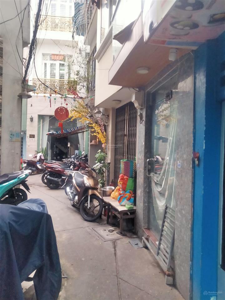 Cho thuê nhà 2 phòng ngủ gần cầu hoàng hóa thám, phường tân định