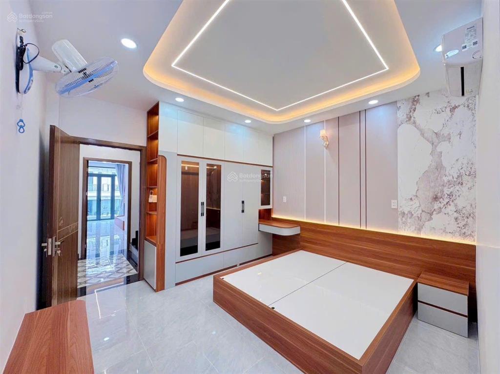 Nhà mới full nội thất 6pn hxt 20m chỉ 8 tỷ tl
