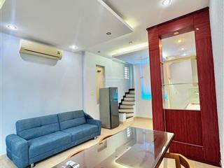 Cho thuê nhà mới ngay ga tàu metro văn thánh  cầu sài gòn, bình thạnh. giá 10,5 triệu, tl