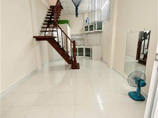 Cho thuê nhà riêng 1 trệt 1 lầu 5,5 triệu 23/ hòa hưng, quận 10