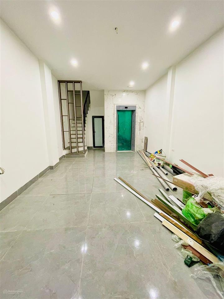 Giảm giá cực mạnh phố minh khai. ô tô đỗ cửa, lô góc, thang máy, ngõ nông thông kinh doanh 55m2*6t