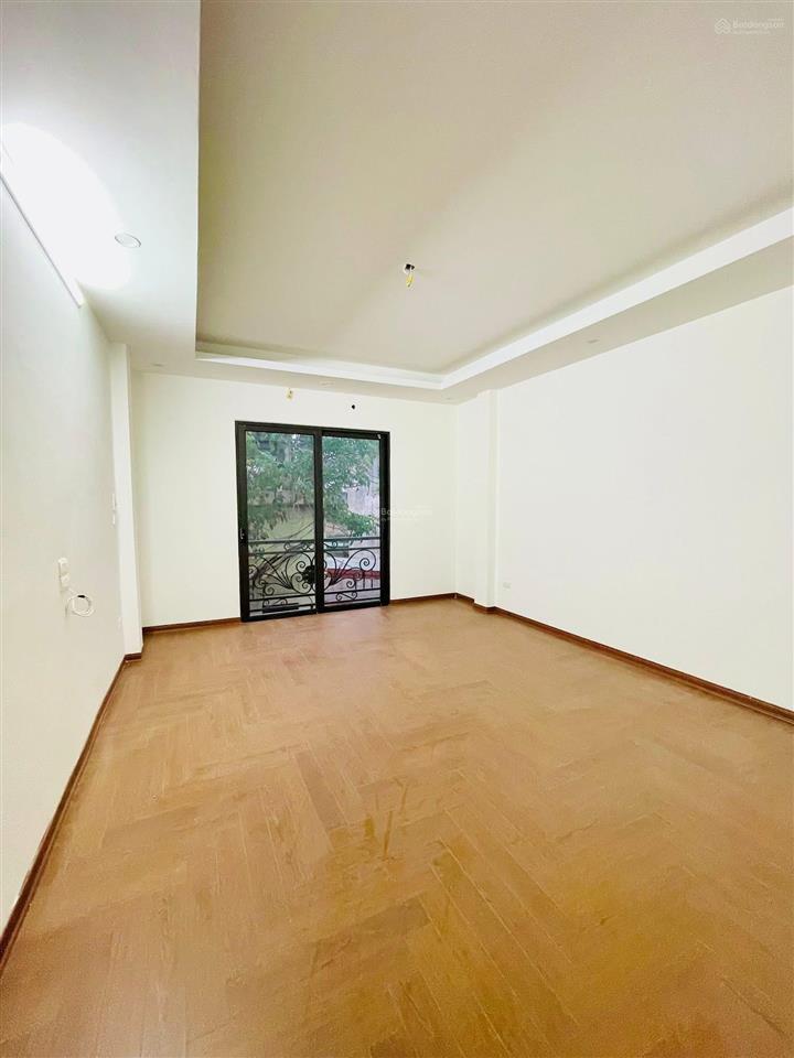 Giảm giá cực mạnh phố minh khai. ô tô đỗ cửa, lô góc, thang máy, ngõ nông thông kinh doanh 55m2*6t