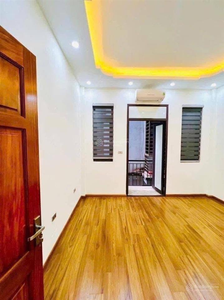 Ô tô qua cửa phố minh khai, ngõ nông thông kd, nhà mới 2 thoáng sáng, gần trường học, 39m2*5t