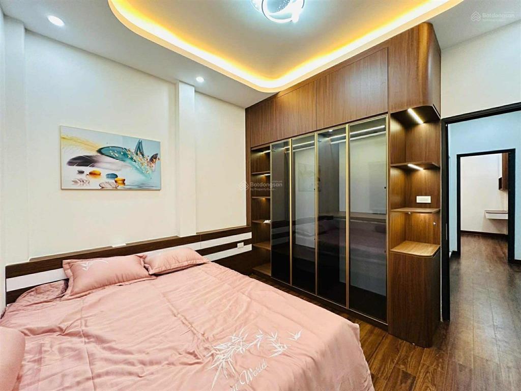 Cực ngon phố minh khai, thang máy, phân lô, gần ô tô tránh nhau, lô góc,ngõ thông thoáng mát 42m.