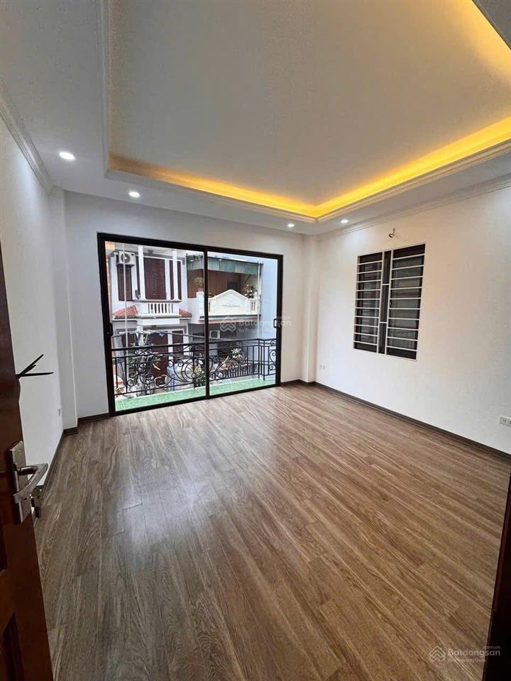 Ô tô đỗ cửa minh khai, thang máy, ngõ nông rộng, 10m ra mặt phố, 2 thoáng, nhà mới tinh, 50m2*6t