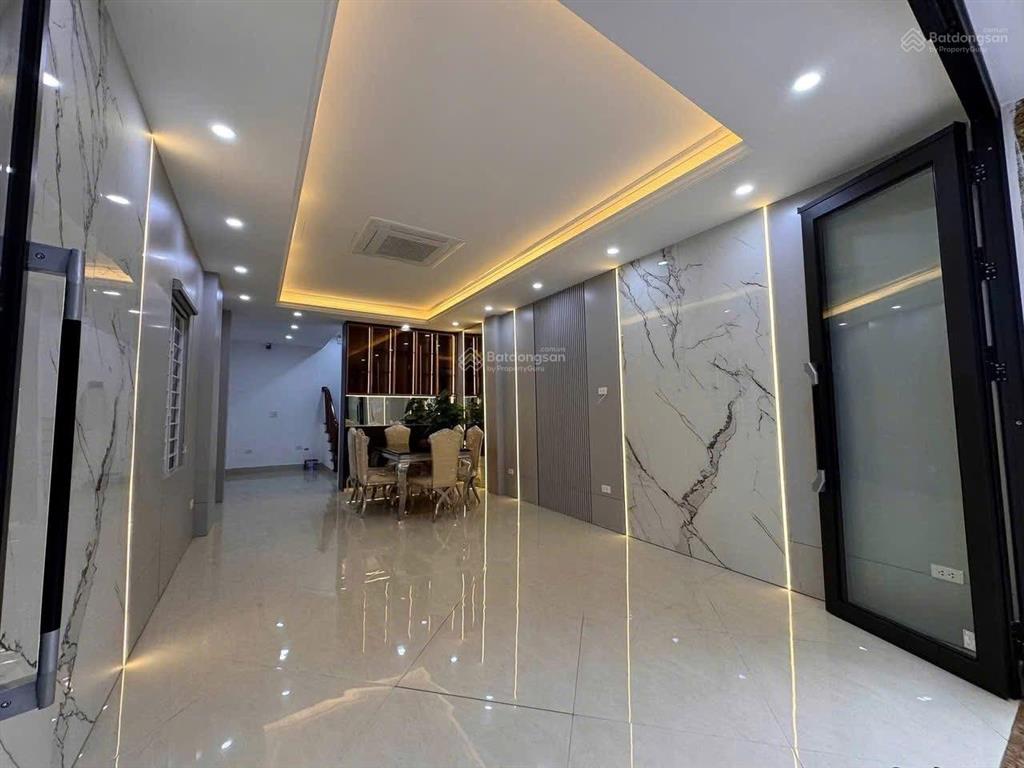 Ô tô đỗ cửa minh khai, thang máy, ngõ nông rộng, 10m ra mặt phố, 2 thoáng, nhà mới tinh, 50m2*6t