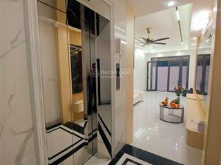 Nhà đẹp, giá cực tốt phố minh khai, thang máy, 2 thoáng, ngõ nông rộng, 46m*5t