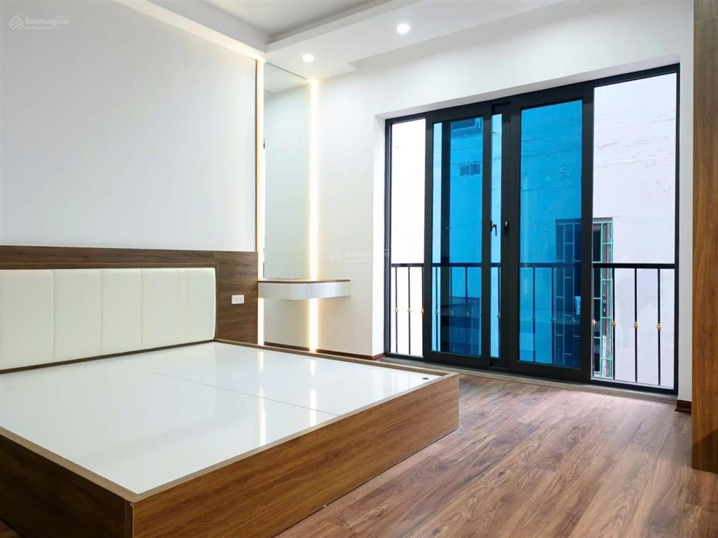 Giá cực tốt phố hồng mai, nhà mới đẹp, lô góc, 10m ra ô tô tránh, 35m*5t. chủ cần bán gấp gấp.