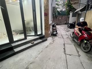 Ngon bổ rẻ nhất phố võ thị sáu, nhà mới đẹp, ngõ nông 2 thoáng, chủ tặng nt xịn. 48m*5t.